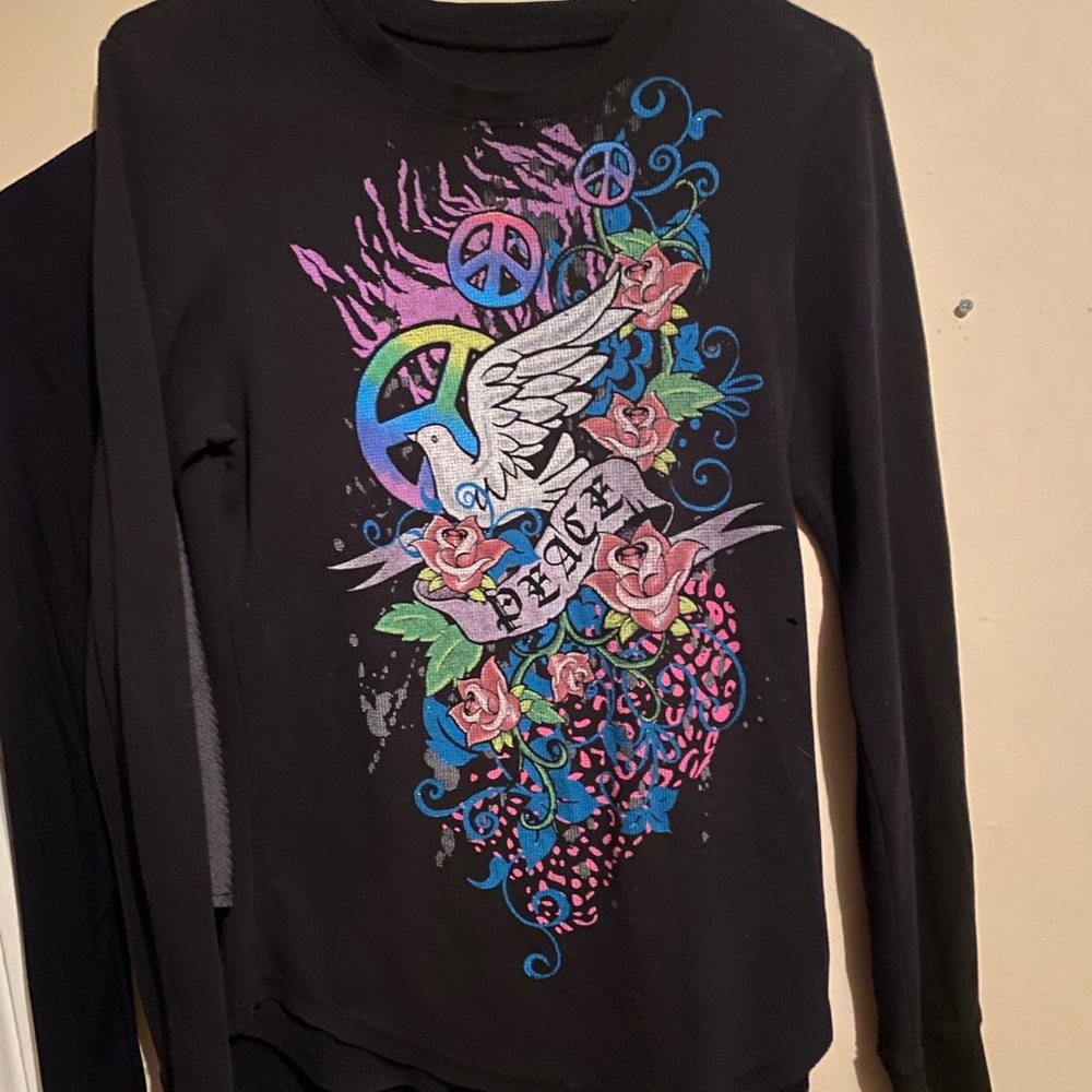 Cute colorful thermal shirt size L